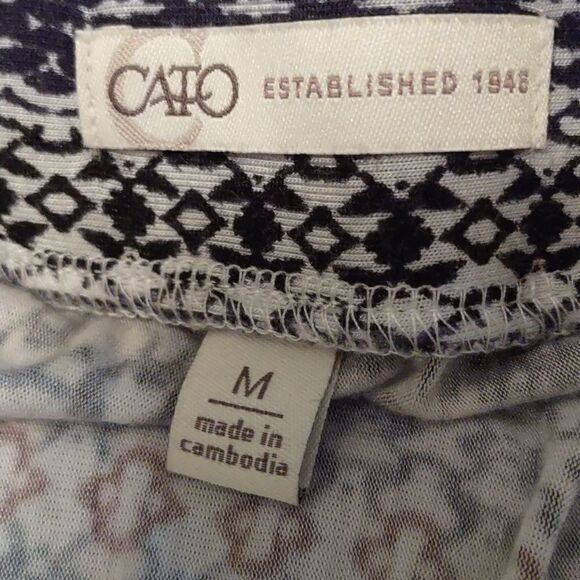 Cato Women's Size M Boho Ethnic Skirt Red Cream‎ Blue Black Handkerchief Pull On - Picture 3 of 7